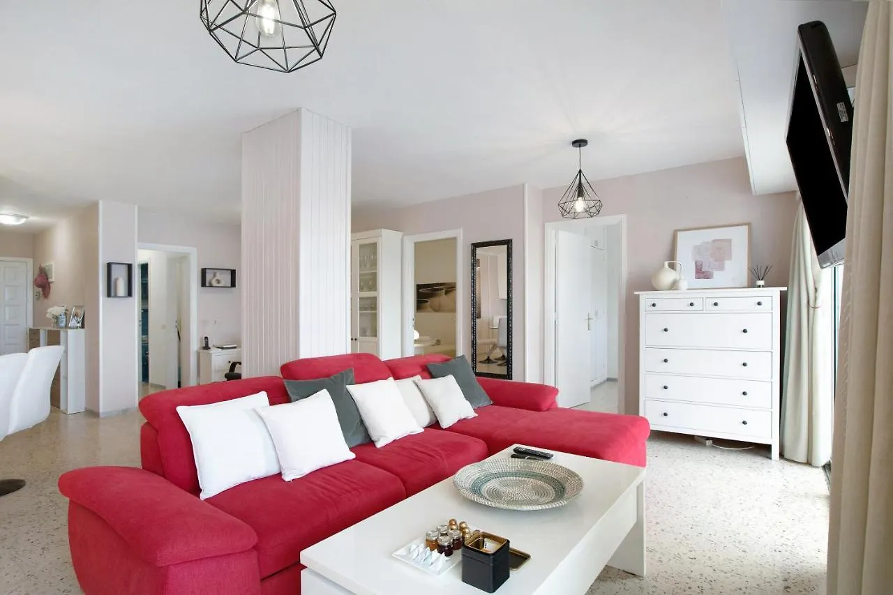 Apartamentos Tamara 타코론테 0*,  스페인