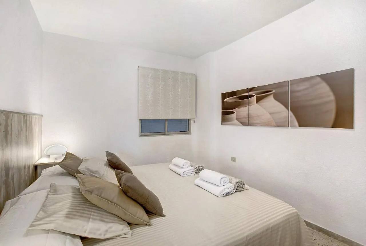 Apartamentos Tamara 타코론테 0*,  스페인